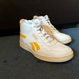 Reebok Club Hi High-Top Women’s Sneakers